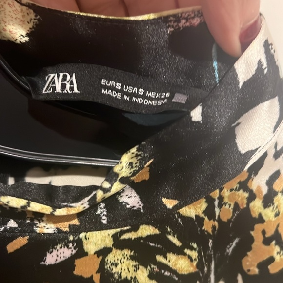 Zara dress NWOT size small - Picture 3 of 3